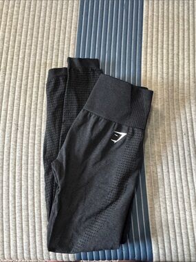 Gymshark black adapt leggings S